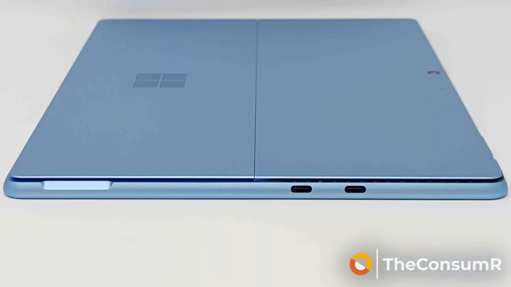 Side USB-C Thunderbolt on Microsoft Surface Pro 9