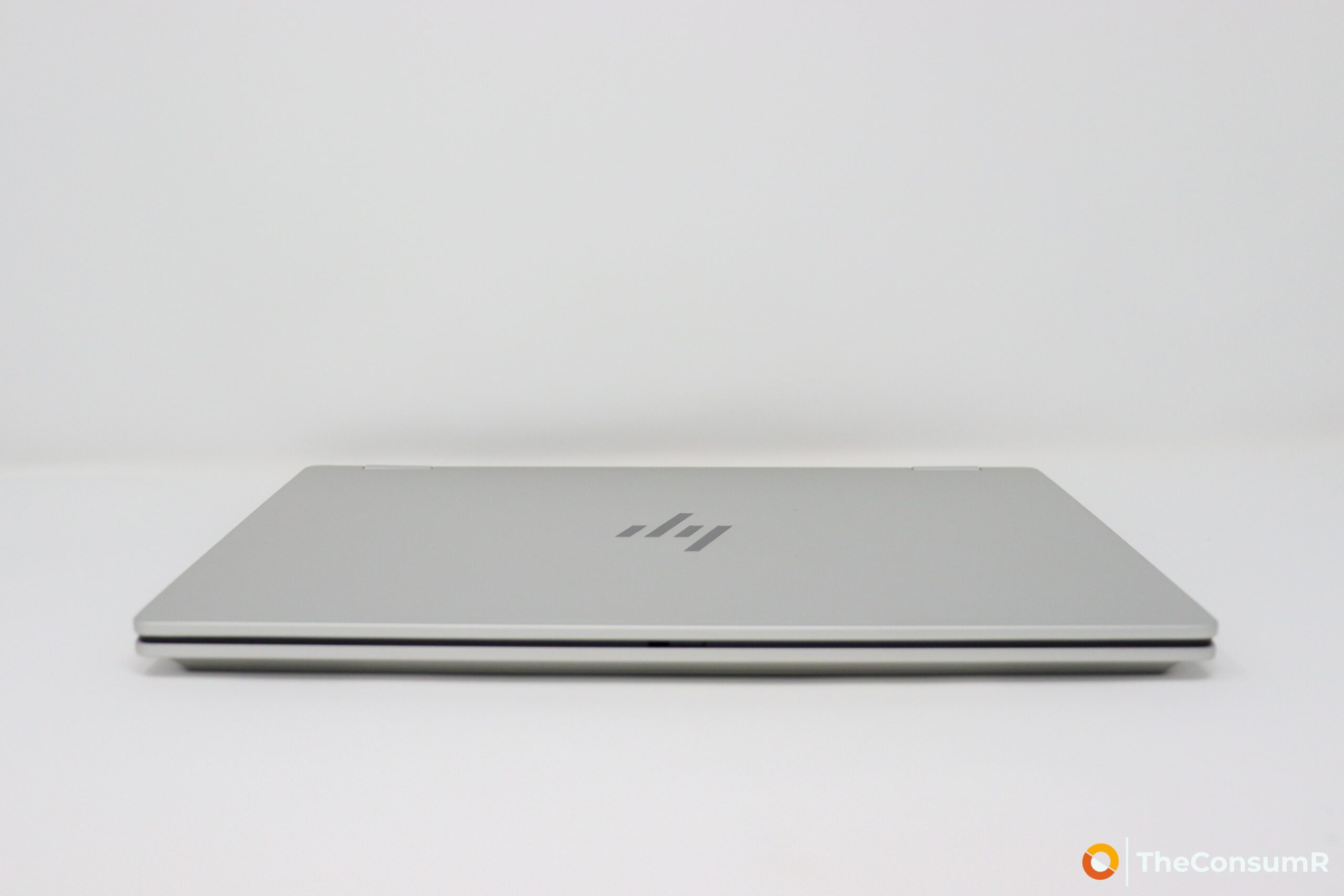 HP Omnibook X Flip 14 - Lid Closed
