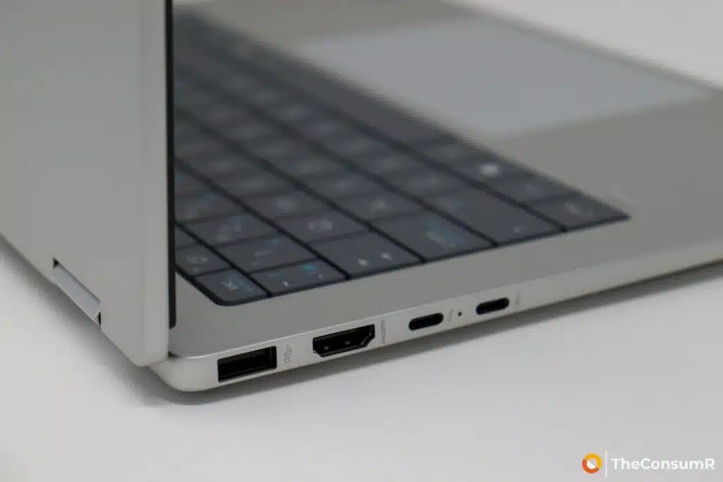 Left Side Ports on HP Omnibook X Flip 14